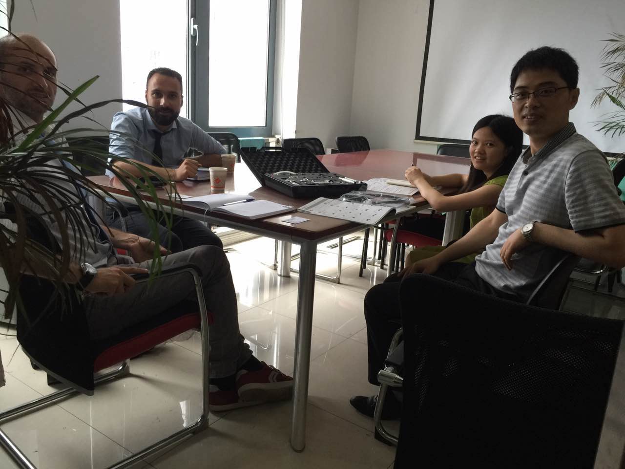 意大利AIGNEP工廠負責(zé)人matteo pomelli蒞臨我司